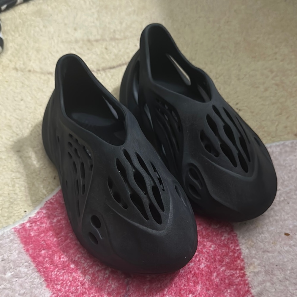 Yeezy Black Sandals Sculptural Foam Design